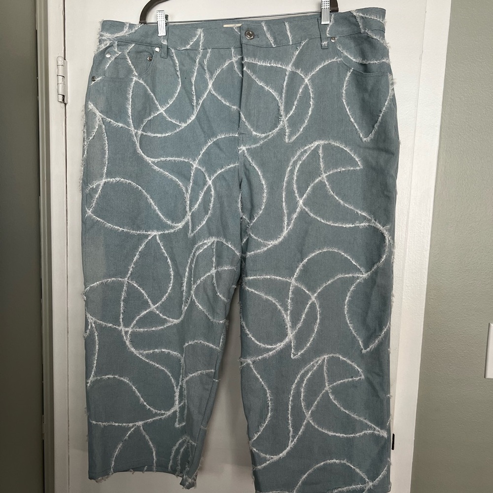 Eloquii Embroidered Relaxed Fit Jean